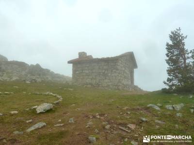 Cabeza Líjar; Cerro Salamanca; Cueva Valiente; viajes senderismo españa; senderismo entre semana m